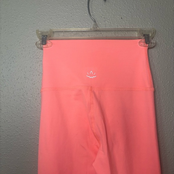 Beyond Yoga Womens Size Small Leggings Neon High Waist Orange - Picture 4 of 9